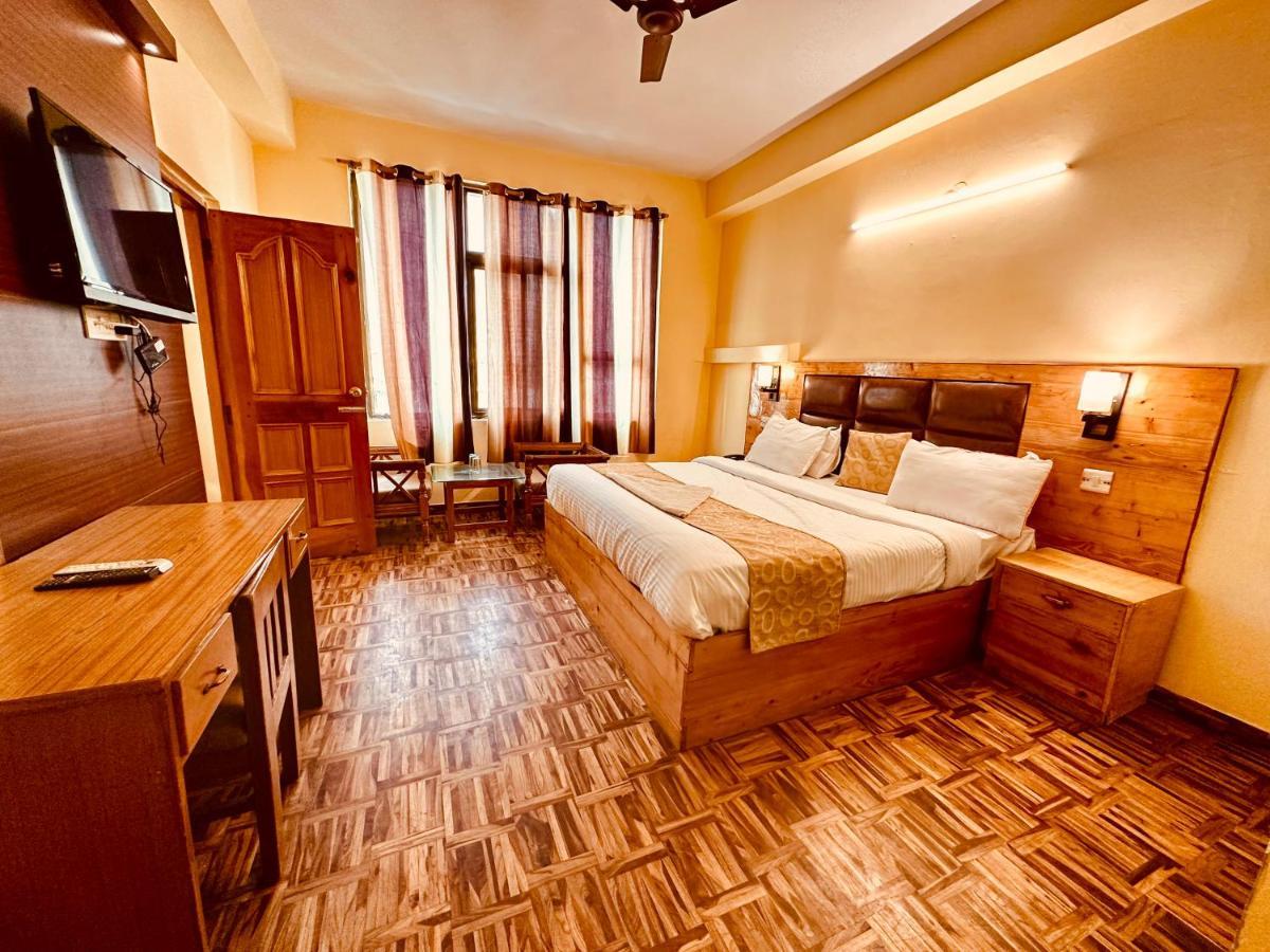 Hotel Grand Kalinga - Near Volvo Bus Stand Manali 외부 사진