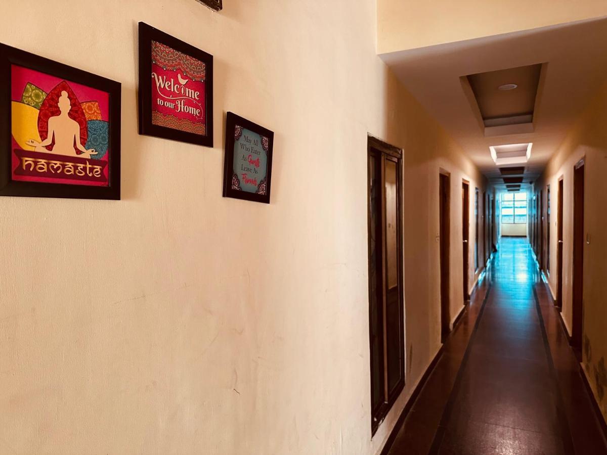 Hotel Grand Kalinga - Near Volvo Bus Stand Manali 외부 사진