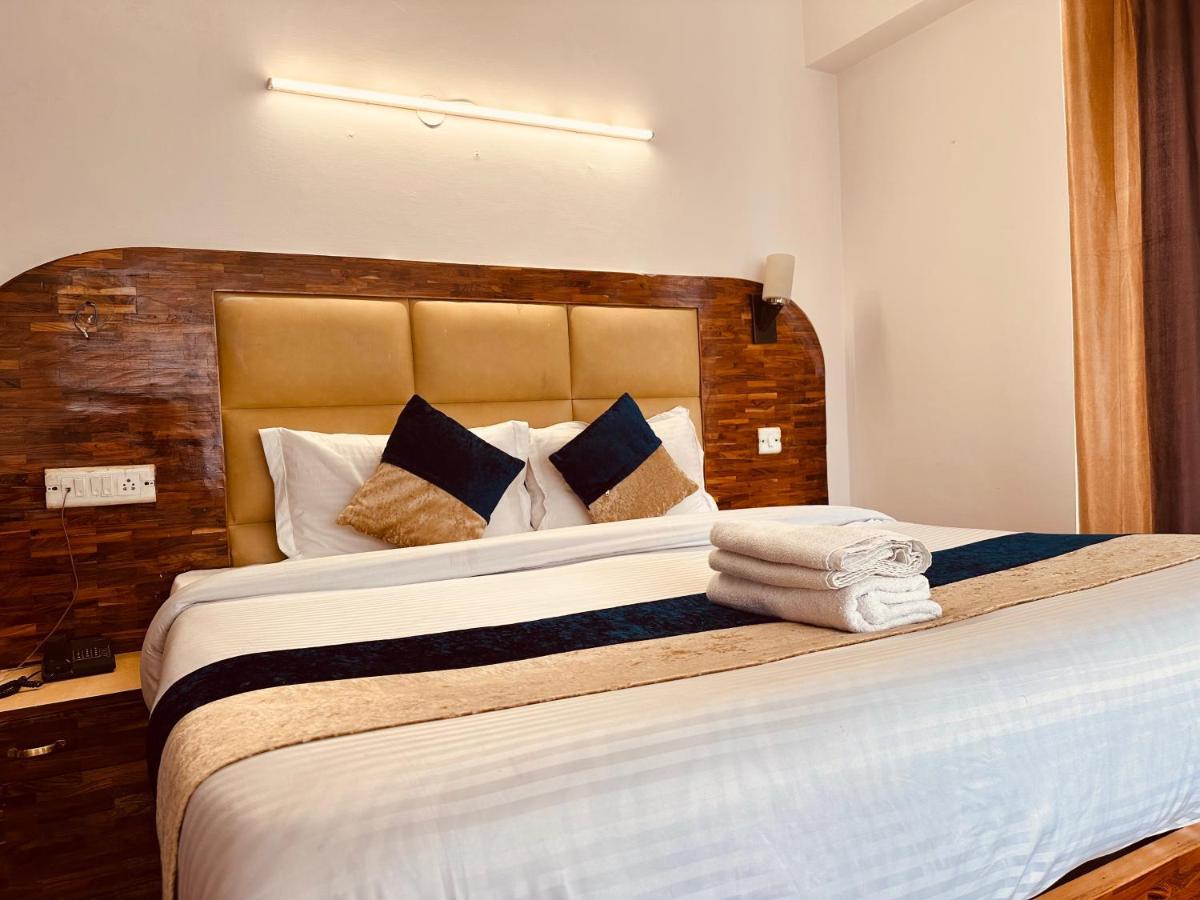 Hotel Grand Kalinga - Near Volvo Bus Stand Manali 외부 사진